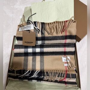 Burberry scarf